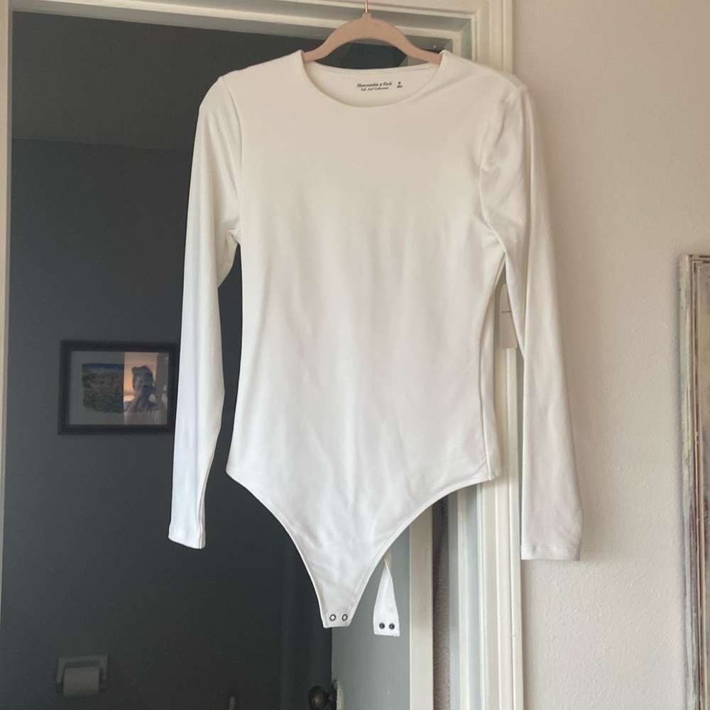 New with Tags Abercrombie bodysuit